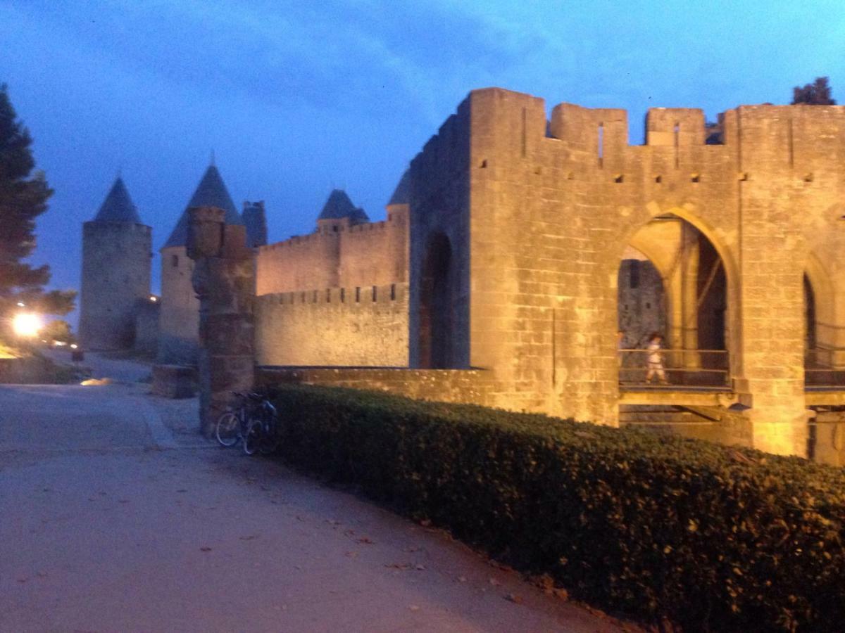 Drissia&Othman Daire Carcassonne Dış mekan fotoğraf